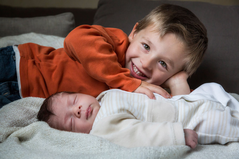 photo portrait enfant famille à domicile lifestyle