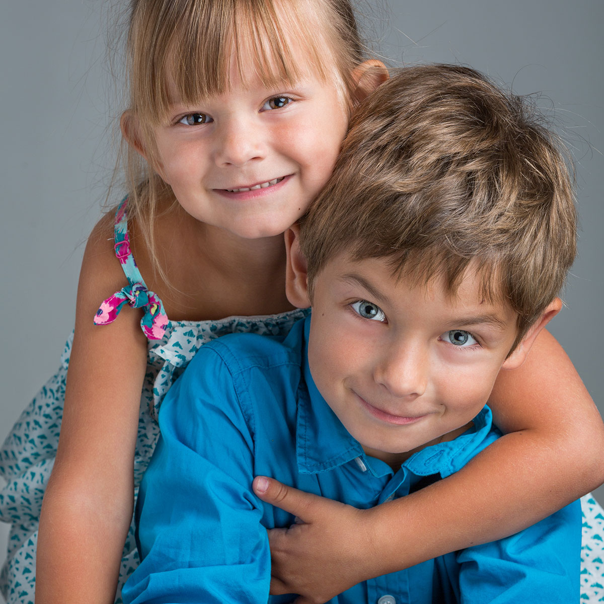 portrait photo couleur studio frere et soeur lorraine