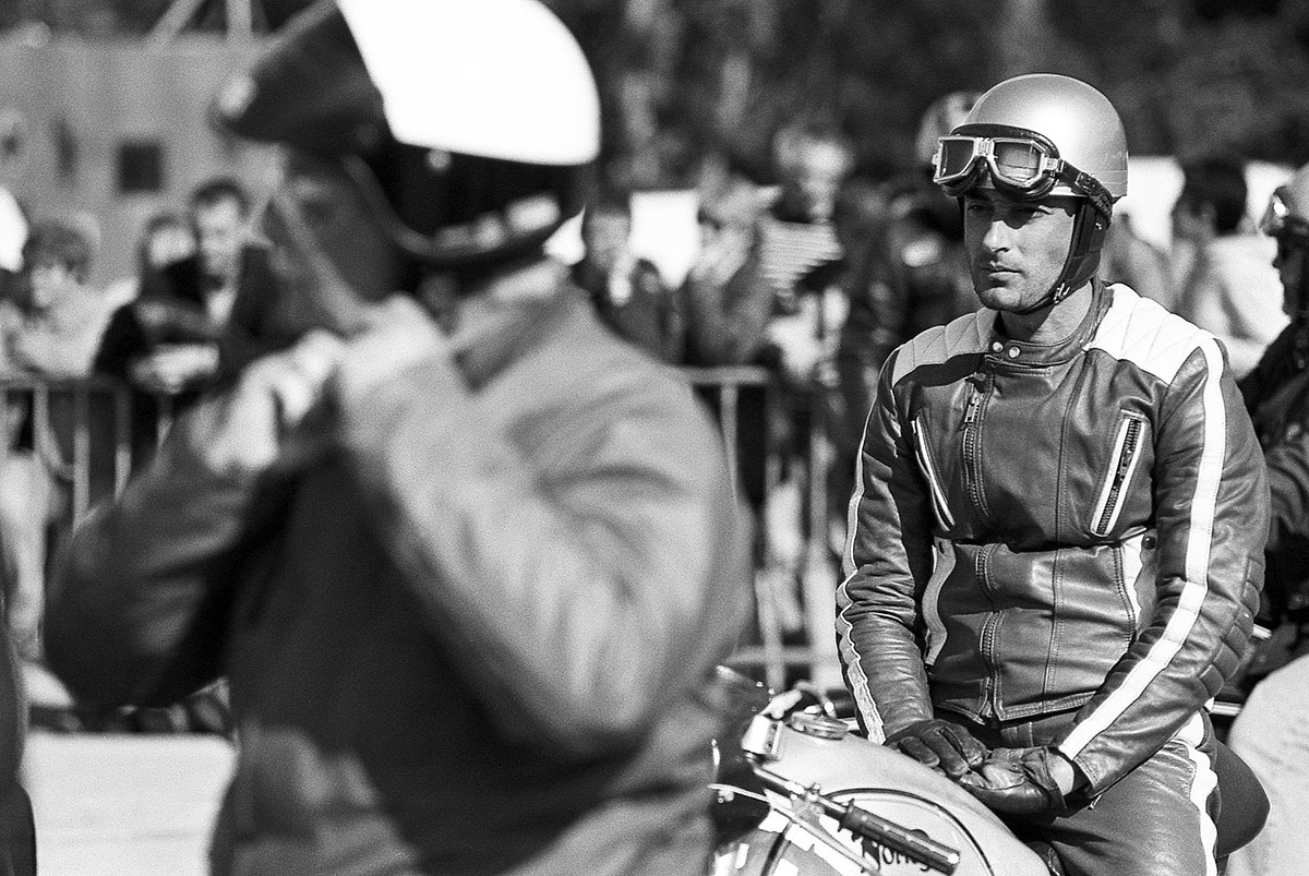 reportage photo coupes motos légendes circuit motos Dijon Prenois