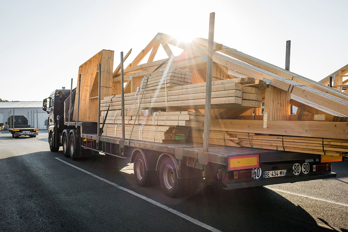 photo camion reportage industrie martin charpentes bois toul