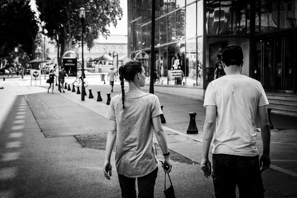 street photography photo de rue noir et blanc metz couple