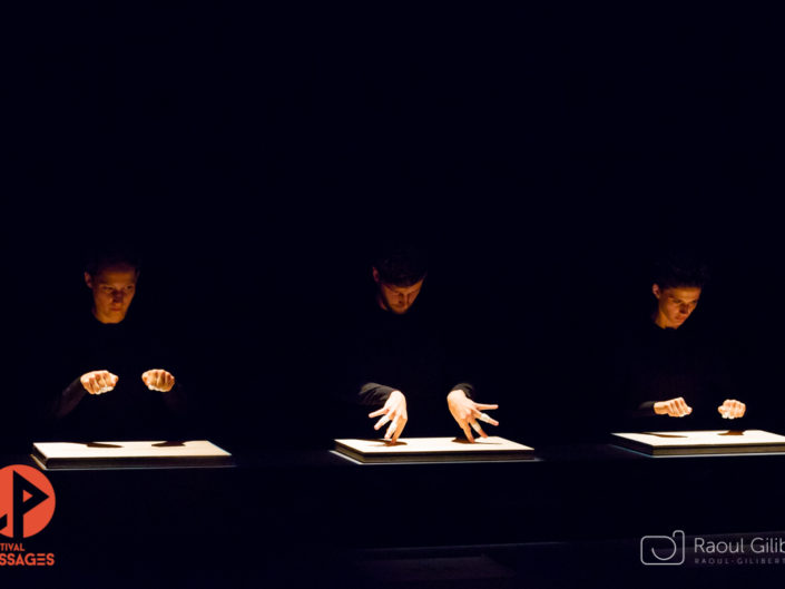 groupe 42 du Théâtre National de Strasbourg, festival ecoles de passages de metz, photo de theatre