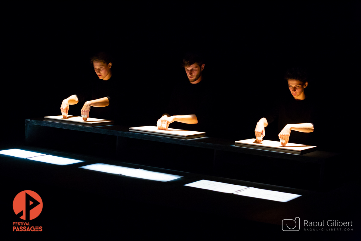 groupe 42 du Théâtre National de Strasbourg, festival ecoles de passages de metz, photo de theatre