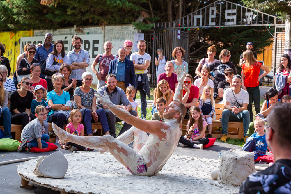 festival Court Toujours nest Thionville Theatre