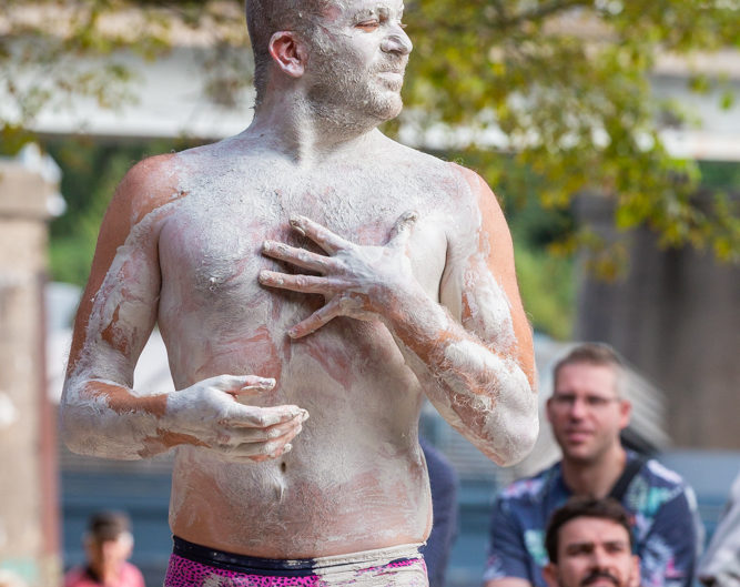 festival Court Toujours nest Thionville Theatre