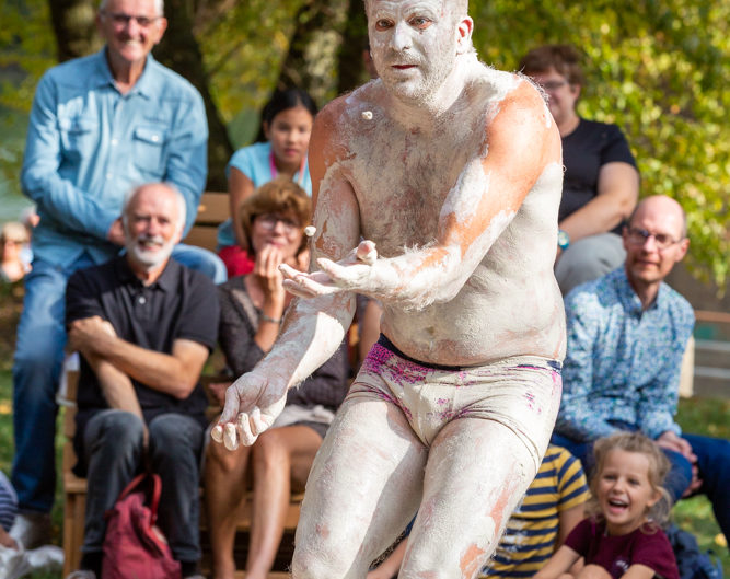 festival Court Toujours nest Thionville Theatre